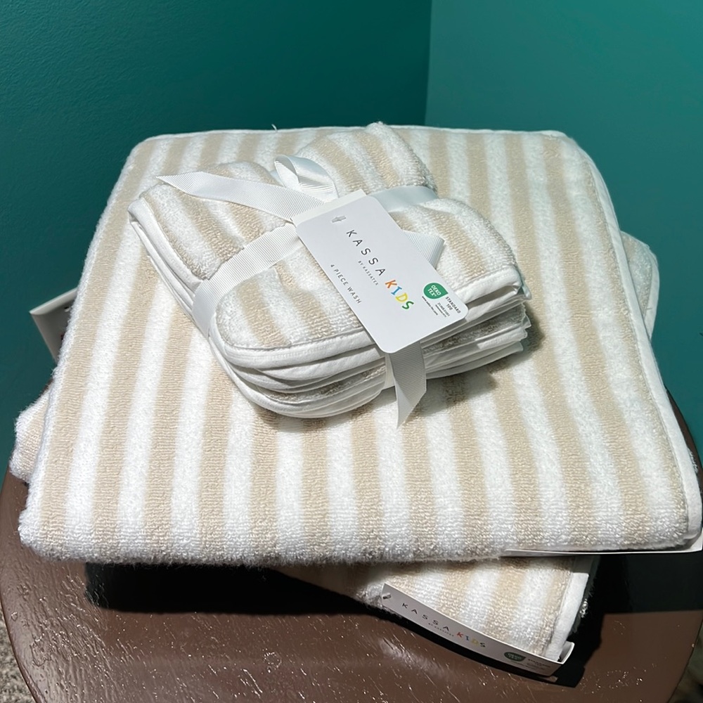 Kassa Kids bath towel set